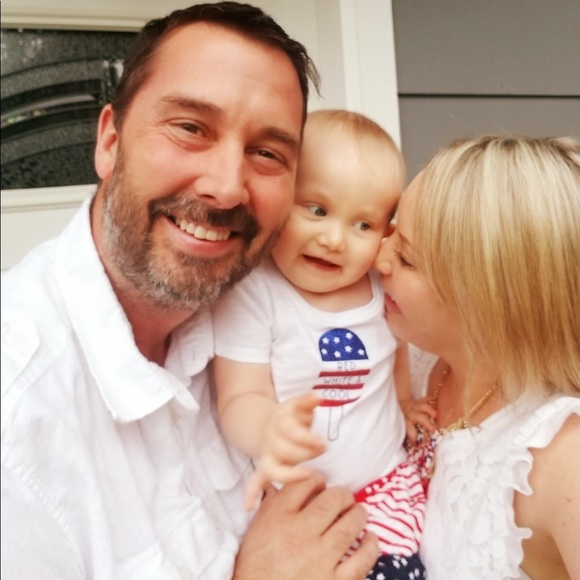 Meet your Posher, Angela - Picture 2 of 5